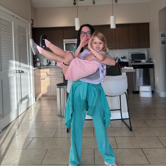 Meet your Posher, Karen - Picture 1 of 1